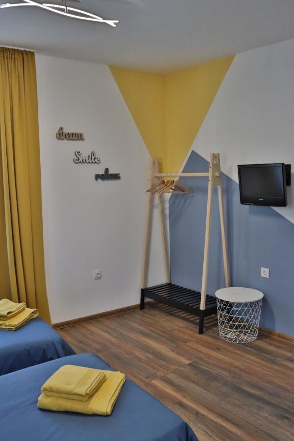 Bella Family Guest House ساباريفا بانيا المظهر الخارجي الصورة